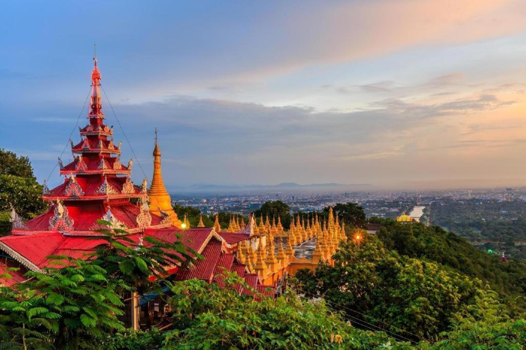 Emerald Land Hotel Mandalay Exterior photo