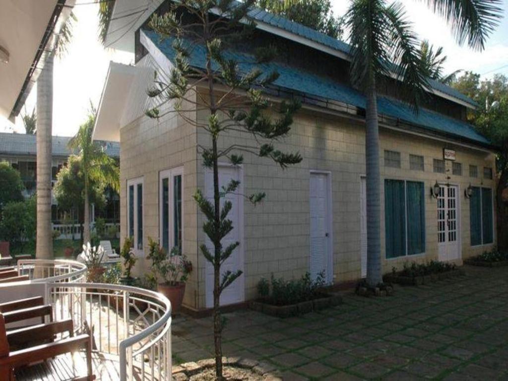 Emerald Land Hotel Mandalay Exterior photo