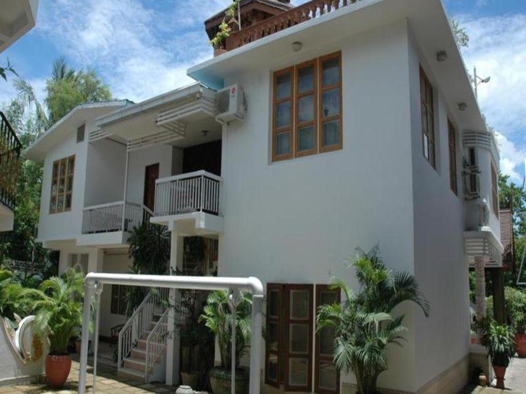 Emerald Land Hotel Mandalay Exterior photo