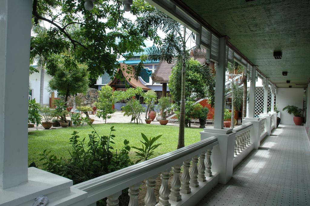 Emerald Land Hotel Mandalay Exterior photo